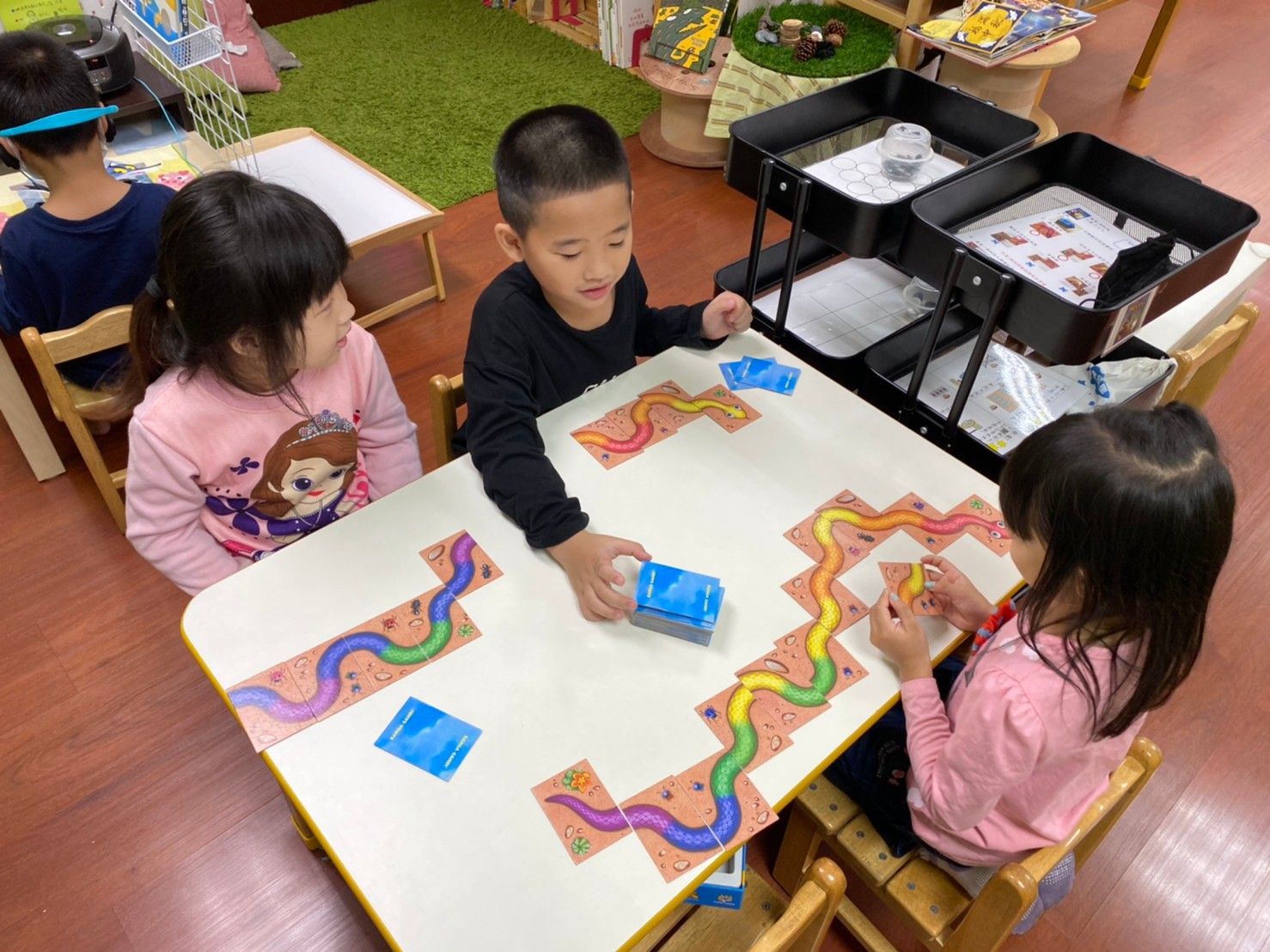 葡萄班_201102_11_compressed 葡萄班_201102_11_compressed